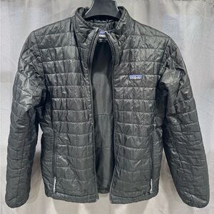 Patagonia Men’s Black Quilted Puffer Jacket- See Description